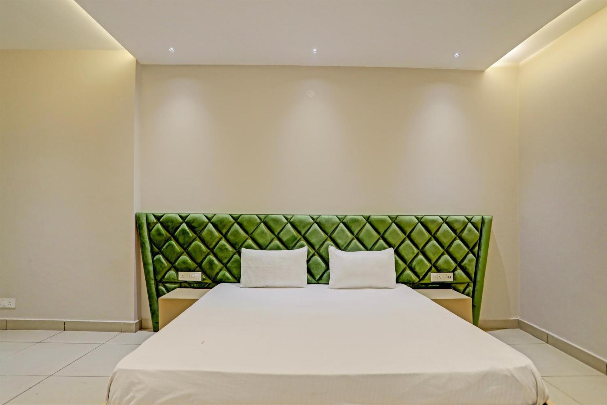 Hotel O Miraas Hotel And Banquet Hall Ludhiana Zewnętrze zdjęcie