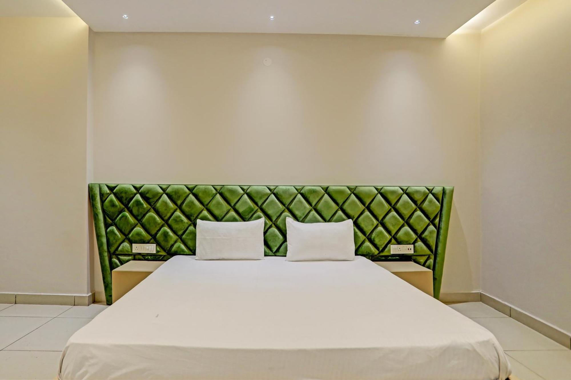 Hotel O Miraas Hotel And Banquet Hall Ludhiana Zewnętrze zdjęcie